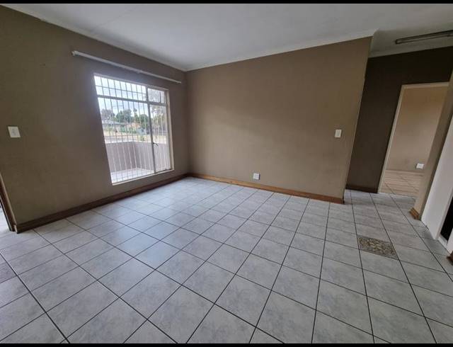 2 BEDROOM TOWNHOUSE FOR SALE IN BRACKENDOWNS